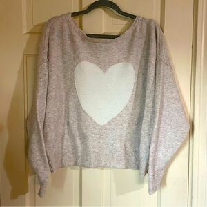 American Eagle Tan/White Heart Super Soft Oversized Knit Sweater Size Small